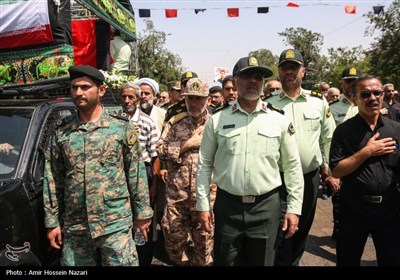 تشییع پیکرشهید محمد مهدی مهدی پور در قزوین
