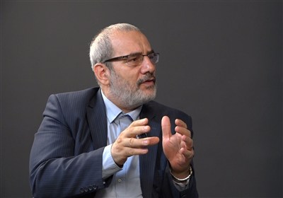 رهبری بینظیر در آزمونی سهمگین