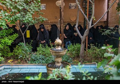 روضه خانگی منزل تاریخی طباطبائی در قم