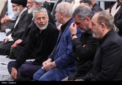 عزاداری شب هشتم محرم در حسینیه امام خمینی(ره)