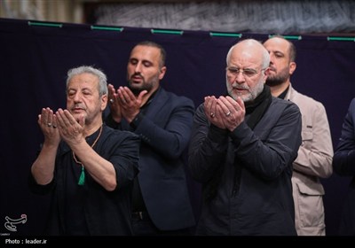 عزاداری شب هشتم محرم در حسینیه امام خمینی(ره)
