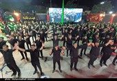 عزاداری باشکوه هیئت‌های مذهبی در میدان تاریخی ارگ کرمان