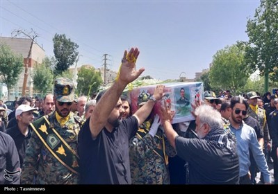 شهيد،پيكر،شهر،حسين،مراسم،نعمتي،بهارستان،آمده_بودند،مطهر،وطن، ...