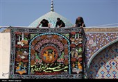 برافراشتن خیمه حسینی زیر سایه گنبد فیروزه‌ای امامزاده هارونیه