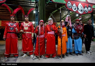 گلستان شهدای اصفهان میزبان عزادارن حسینی