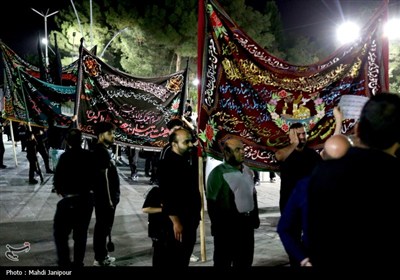 گلستان شهدای اصفهان میزبان عزادارن حسینی