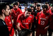 سرمربی تیم ملی والیبال ترکیه اخراج شد