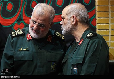 سردار وحیدی و سردار محمد پاکپور فرمانده کل سپاه پاسداران انقلاب اسلامی در پاسداشت سپهبد شهید حسین سلامی