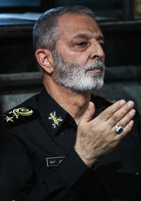 امیر سید عبدالرحیم موسوی فرمانده ستاد کل نیرو های مسلح در پاسداشت سپهبد شهید حسین سلامی