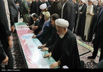 خروش قم در بدرقه حاج رمضان