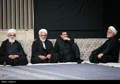 مراسم عزاداری شب تاسوعای حسینی (ع) در حسینیه امام خمینی (ره)