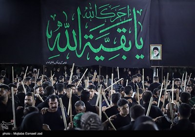 مراسم عزاداری شاه حسین گویان شب تاسوعای حسینی در ارومیه