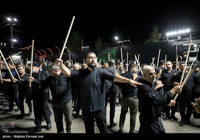 مراسم عزاداری شاه حسین گویان شب تاسوعای حسینی در ارومیه