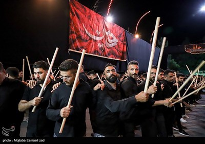 مراسم عزاداری شاه حسین گویان شب تاسوعای حسینی در ارومیه
