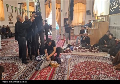 علم‌های یک و نیم قرن بیدسک خراسان جنوبی