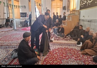 علم‌های یک و نیم قرن بیدسک خراسان جنوبی