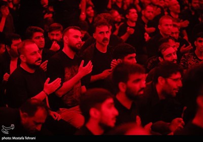 عزاداری روز تاسوعا در مهدیه امام حسن(ع) 