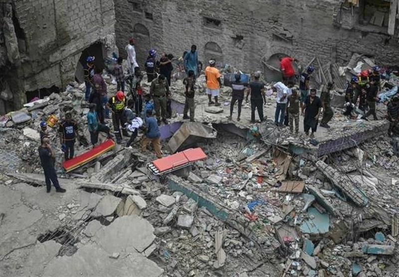 Search Continues After Pakistan Building Collapse Kills 14