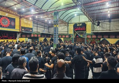 اشک و ماتم در غروب عاشورا؛ بندرلنگه در سوگ خون خدا