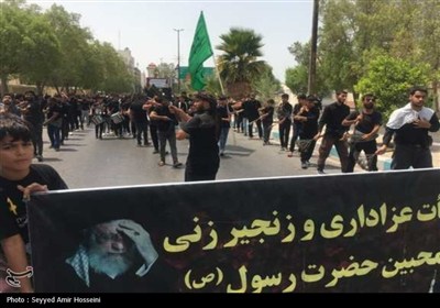 حرکت دسته‌جات عزاداران بوشهری‌ها در تاسوعا حسینی