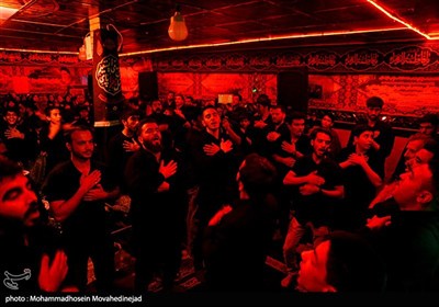 عزاداری شب تاسوعا در حسینیه شهید هاشمی