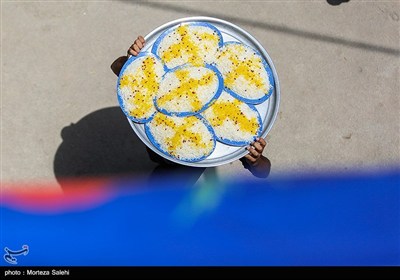 آیین سنتی توزیع نذری در روستای بارچان-اصفهان