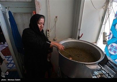 آیین سنتی توزیع نذری در روستای بارچان-اصفهان