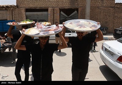 آیین سنتی توزیع نذری در روستای بارچان-اصفهان