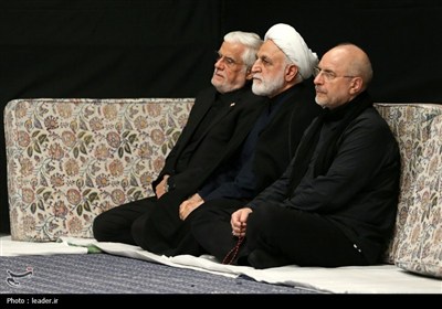 مراسم عزادارای شب عاشورای حسینی(ع) در حسینیه امام خمینی(ره) با حضور رهبر معظم انقلاب