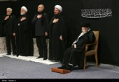 مراسم عزادارای شب عاشورای حسینی(ع) در حسینیه امام خمینی(ره) با حضور رهبر معظم انقلاب
