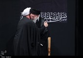 مراسم عزادارای شب عاشورای حسینی(ع) در حسینیه امام خمینی(ره) با حضور رهبر معظم انقلاب