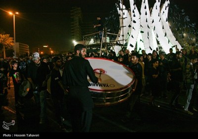 مراسم عزادارای شب عاشورای حسینی(ع) در کیش