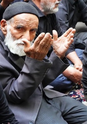 عزاداری در حسینیه دختر آخوند بیرجند ؛ محفل 100 ساله عاشقان حسینی