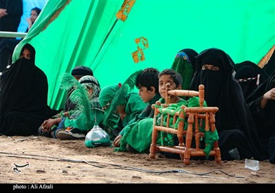 برگزاری با شکوه تعزیه‌ تاسوعا در ده زیار 