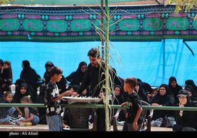 برگزاری با شکوه تعزیه‌ تاسوعا در ده زیار 