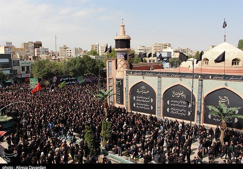 Iranians Commemorate Ashura