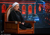 عزاداری شب عاشورای حسینی در مسجد جمکران