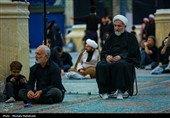 عزاداری شب عاشورای حسینی در مسجد جمکران