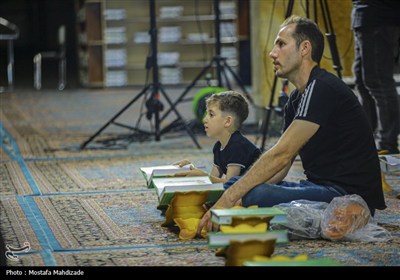 مراسم احیای شب عاشورا در مسجد جمکران