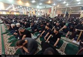 اقامه نماز ظهر عاشورای عزاداران بوشهری