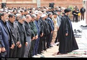اردبیلِ سربلند؛ نماز ظهر عاشورا با شکوه‌تر از همیشه در دارالارشاد و دارالعباس