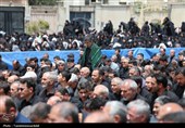 اردبیلِ سربلند؛ نماز ظهر عاشورا با شکوه‌تر از همیشه در دارالارشاد و دارالعباس