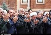 اردبیلِ سربلند؛ نماز ظهر عاشورا با شکوه‌تر از همیشه در دارالارشاد و دارالعباس