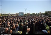 مراسم تشییع پیکر سرباز وظیفه شهید عباس حیدری در همدان