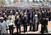اقامه باشکوه نماز ظهر عاشورا در بیرجند؛ تجدیدعهد با مکتب سیدالشهدا(ع)