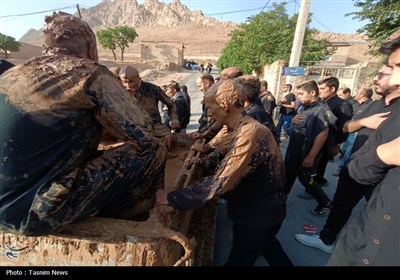 آیین کهن گل‌مالی در شهر بن