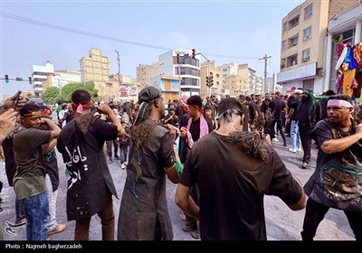 شور حسینی در بندرعباس؛ خیابان‌ها میزبان عزاداران عاشورایی شدند