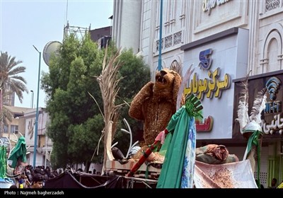 شور حسینی در بندرعباس؛ خیابان‌ها میزبان عزاداران عاشورایی شدند