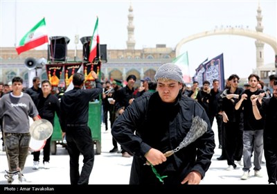 عزاداری باشکوه روز عاشورا در مسجد جمکران