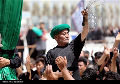 عزاداری باشکوه روز عاشورا در مسجد جمکران